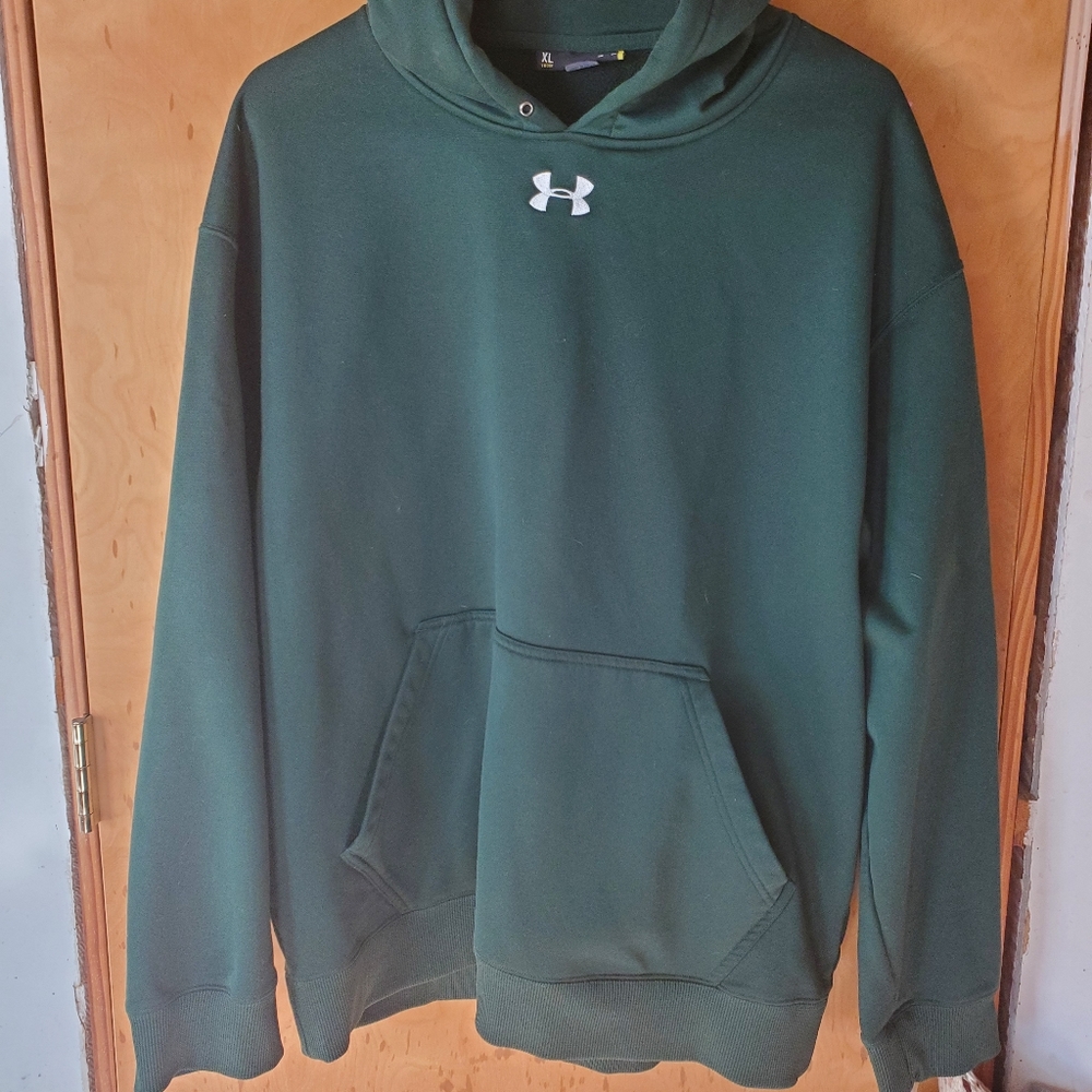 Green Under Armour Sweatshirt